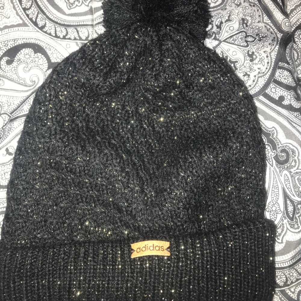 Adidas beanie